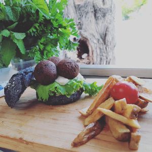 Falafel Burger at Veganoteca in La Palma