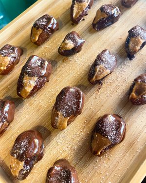 Dates filled with peanut, hazelnut, Cacau at O Jardim da Jujé in Lisbon