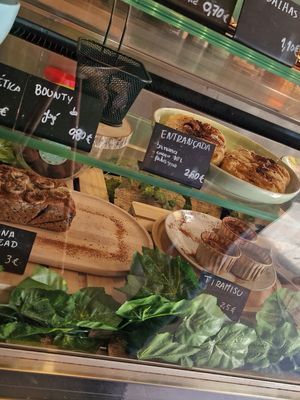 Lovely Vegan Pastries at O Jardim da Jujé in Lisbon