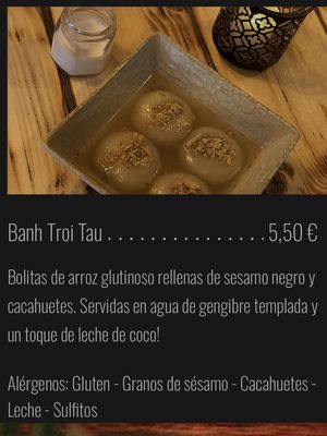 El postre que está delicioso y como veis en la carta pone que contiene LECHE sin especificar que es de COCO  at It's Vietnam in Granada