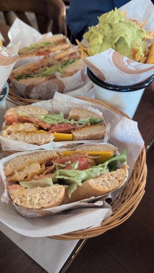 Beastie Joy at Best Bagels - Croix Rousse in Lyon