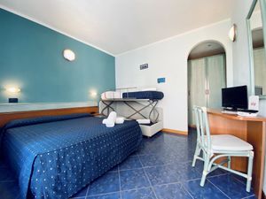 Quadruple room. at Hotel Villa Grazia in Cesenatico
