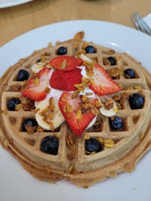  at Olena Cafe in Honolulu