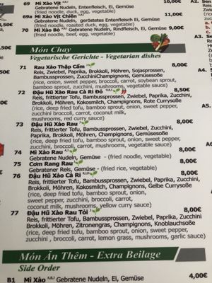 Vegetarian dishes, number 71 to 77. Most dishes seem vegan friendly, as it’s mostly different vegetables, sometimes fried tofu, coconut milk. None is marked vegan, though.  at Sen Viet in Gottingen