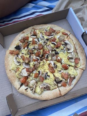 10” Kansas vegan Pizza   at Atlas Pizza in Montreal