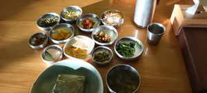  at Puleunsolmalg Eunhyang 푸른솔맑은향 in Jeju