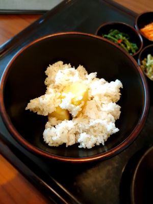 Rice with sweet potato at Balwoo Gongyang - 발우공양 in Seoul