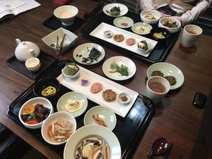 May ‘18 - Spring menu “Maeum” at Balwoo Gongyang - 발우공양 in Seoul