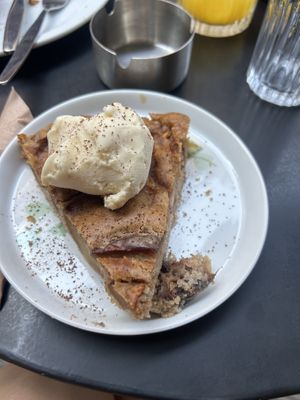 Torta di mele con gelato alla vaniglia  at Mother Vegan Bistro in Athens
