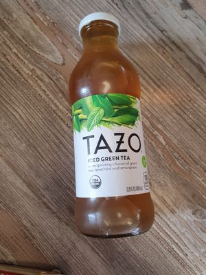 Tea at Cruzer Pizza in Los Angeles