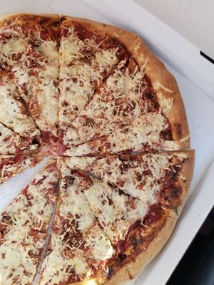  at Cruzer Pizza in Los Angeles