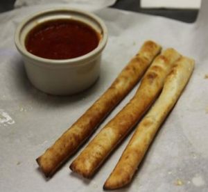 Daiya bread sticks at Cruzer Pizza in Los Angeles