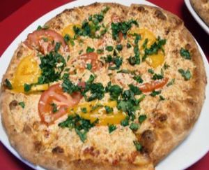 Vegan margherita pizza at Cruzer Pizza in Los Angeles