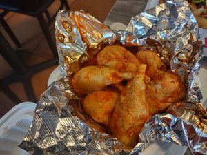 Buffalo Drumsticks at Cruzer Pizza in Los Angeles