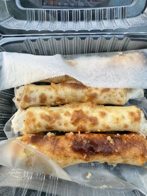 Cheese breadsticks   at Cruzer Pizza in Los Angeles