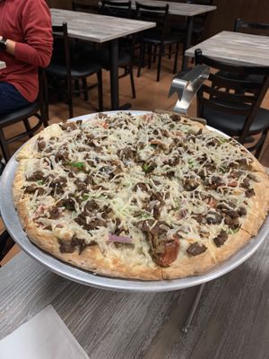 810804 at Cruzer Pizza in Los Angeles