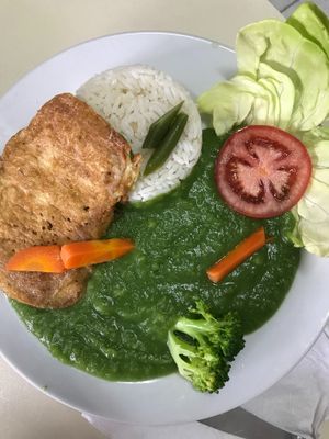 Pure de espinaca c/ milanesa at Vida Sana - Jesus Maria in Lima