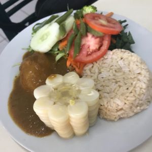 Parrillada naturista con arroz en lugar de carne at Vida Sana - Jesus Maria in Lima