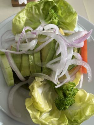 Ensalada de palta  at Vida Sana - Jesus Maria in Lima