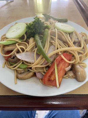 Tallarines saltados mixtos   at Vida Sana - Jesus Maria in Lima