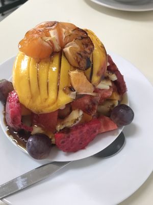 Ensalada de fruta/fruit salad  at Vida Sana - Jesus Maria in Lima