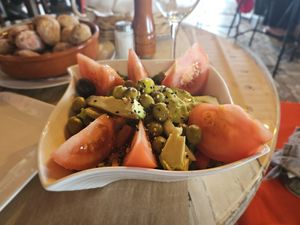 Salad at Camu Camu in La Palma