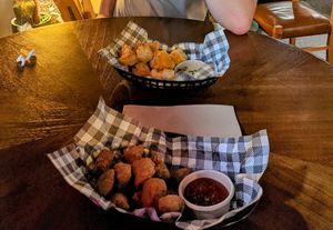 Vegan cauliflower bites and vegan popcorn chicken 😋😋 yum at The Mayfair   in Sandy Bay
