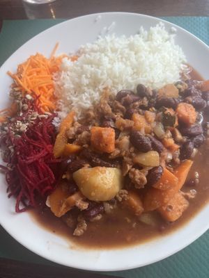 Chili sin carne  at La Bonne Heure in Paris