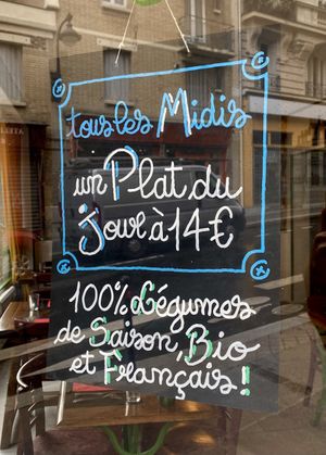  at La Bonne Heure in Paris