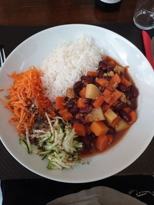  at La Bonne Heure in Paris