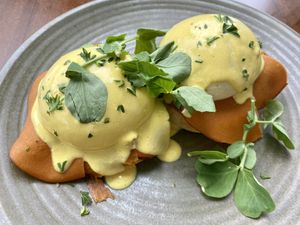 Eggs Benedict- my friend reported they were great 👍🏻  at The Green Edge Cafe and Store in Windsor