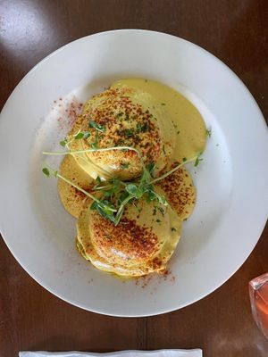 Eggs Benni at The Green Edge Cafe and Store in Windsor