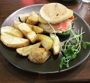 Muffin and Chips at The Green Edge Cafe and Store in Windsor