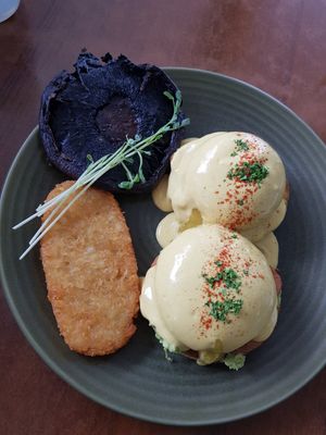 Eggs benny with extra field mushroom and hash brown at The Green Edge Cafe and Store in Windsor