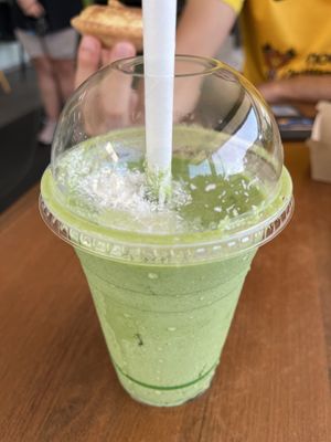Green smoothie  at The Green Edge Cafe and Store in Windsor