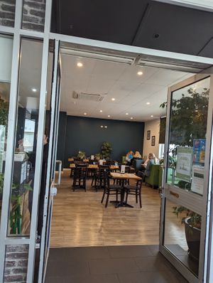 Indoor seating for café at The Green Edge Cafe and Store in Windsor