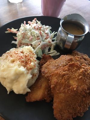 4 piece ❤️   at The Green Edge Cafe and Store in Windsor