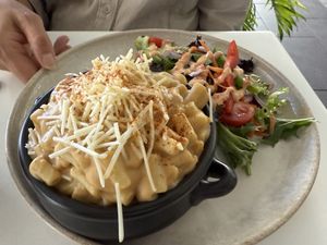Mac n cheese  at The Green Edge Cafe and Store in Windsor