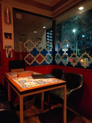 Nice atmsosphere at Mogador in Nagoya