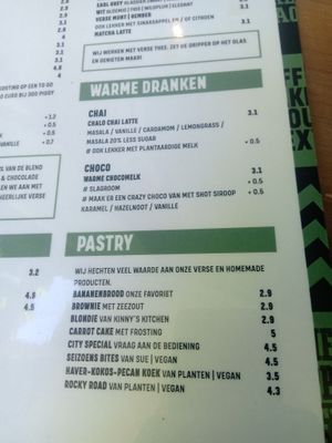 Chai, hot chocolate and pastry menu at Coffeelab in Nijmegen