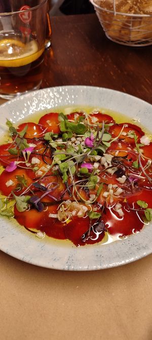 Carpaccio de zanahoria at 8° Arte in Caceres