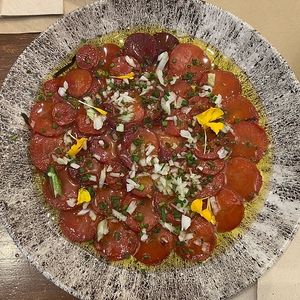 Carpaccio de zanahoria asada  at 8° Arte in Caceres