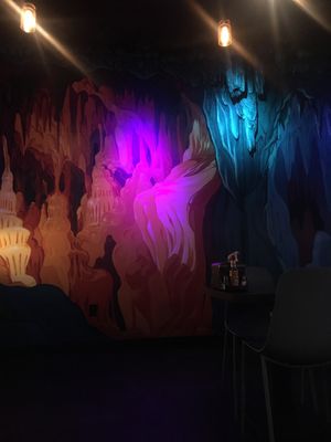 Beautiful walls at Pizza Cave in Jacksonville