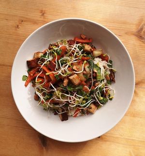 tofu stir fry at Miosotis in Lisbon