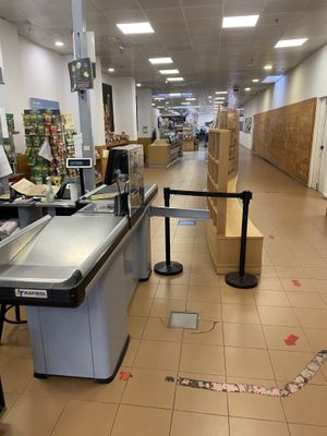 Inside at Miosotis in Lisbon