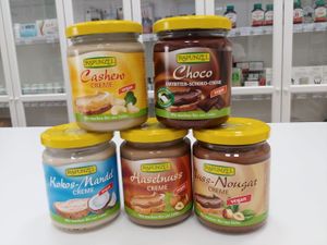 Vegan spreads. Photo by: AVENA, Trgovina za zdravo življenje - Ptuj on Facebook at Avena in Ptuj