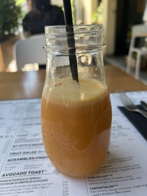 Centrifuga  at Mugs & Co in Milan