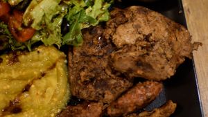 steak and baba ghanoush at Vegano Flavors in Berlin