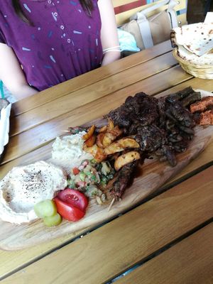 Grillplatte für zwei Personen at Vegano Flavors in Berlin