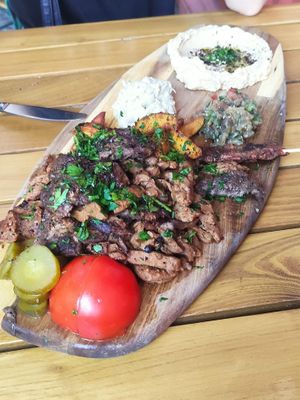 Grillteller für 2 at Vegano Flavors in Berlin